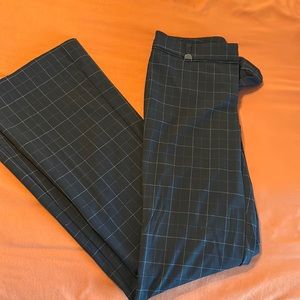 Women’s New York and Co dress pants. Size 2 Tall